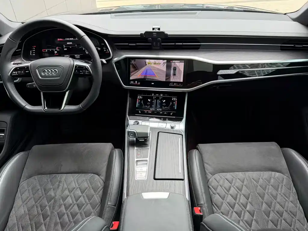 Audi A6L 2024 55 TFSI quattro exclusive dynamic model купить на сайте DeffCars