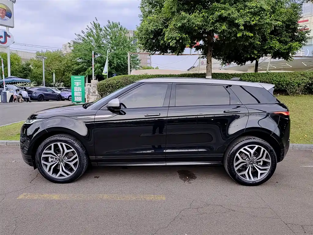 Range Rover Evoque 2022 Evoque L 249PS R-Dynamic Deluxe Edition купить на сайте DeffCars