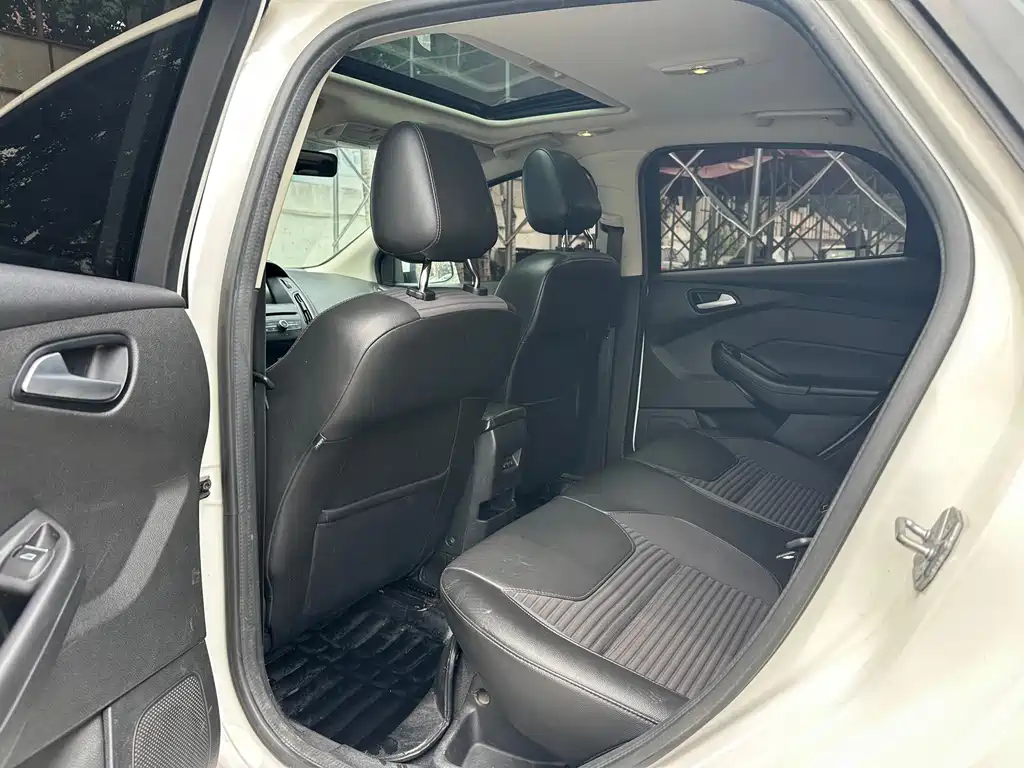 Focus 2018 Classic EcoBoost 180 Automatic Elite купить на сайте DeffCars