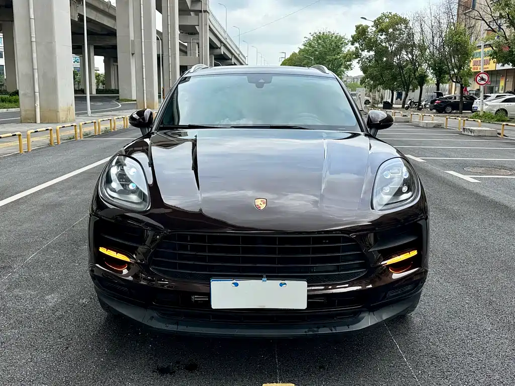 Macan 2020 Macan 2.0T купить на сайте DeffCars