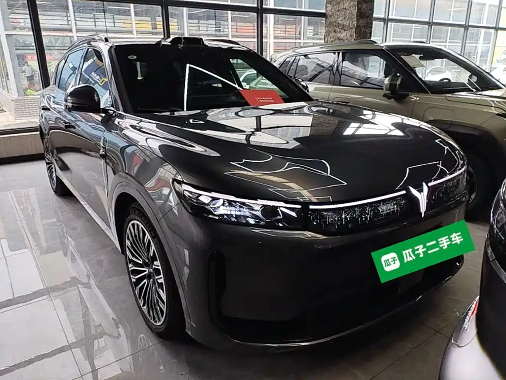 Lantu FREE 2025 FREE+ four-wheel drive Qiankun version купить на сайте DeffCars