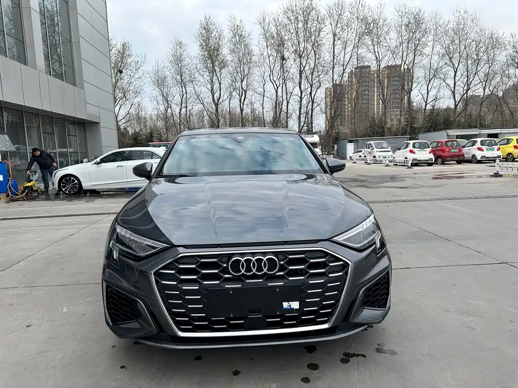 Audi A3 2024 Sportback 35 TFSI stylish and sporty купить на сайте DeffCars