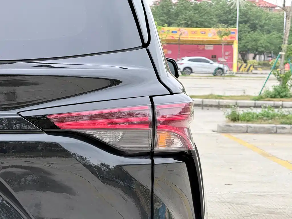 Grevia 2022 2.5L Hybrid Premium Edition купить на сайте DeffCars