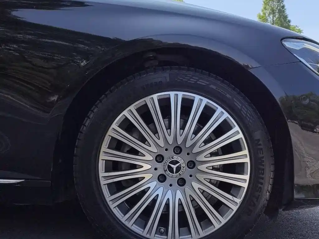 Mercedes-Benz E-Class 2023 E 300 L Luxury Model купить на сайте DeffCars