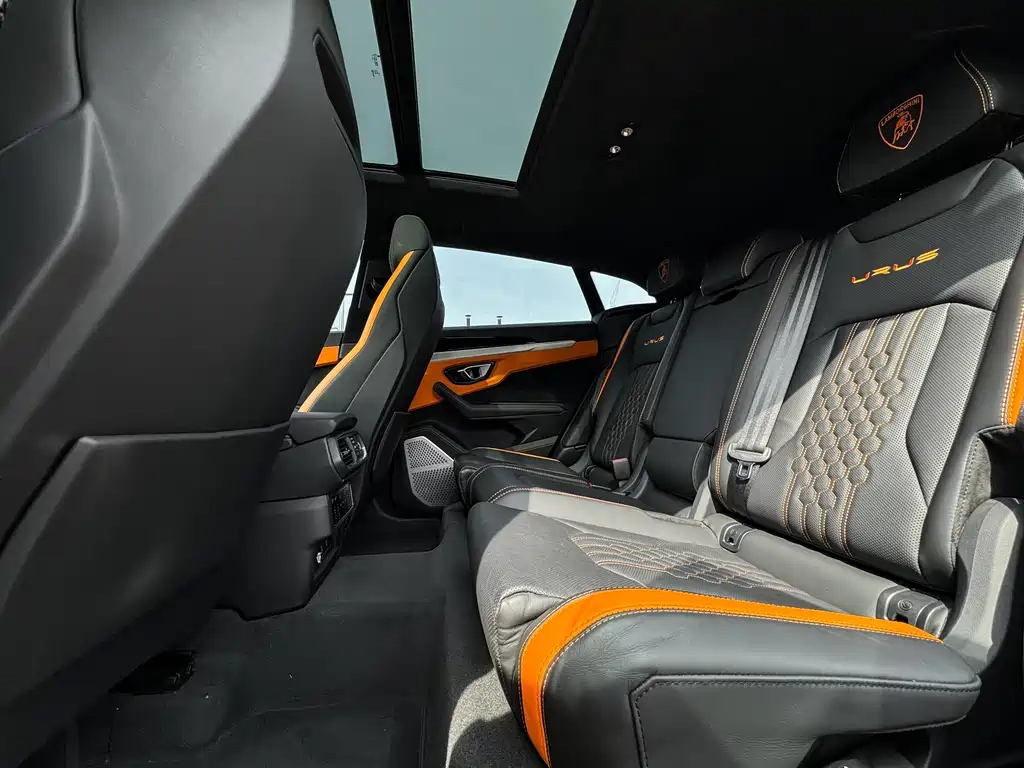 Urus 2023 4.0T V8 S купить на сайте DeffCars