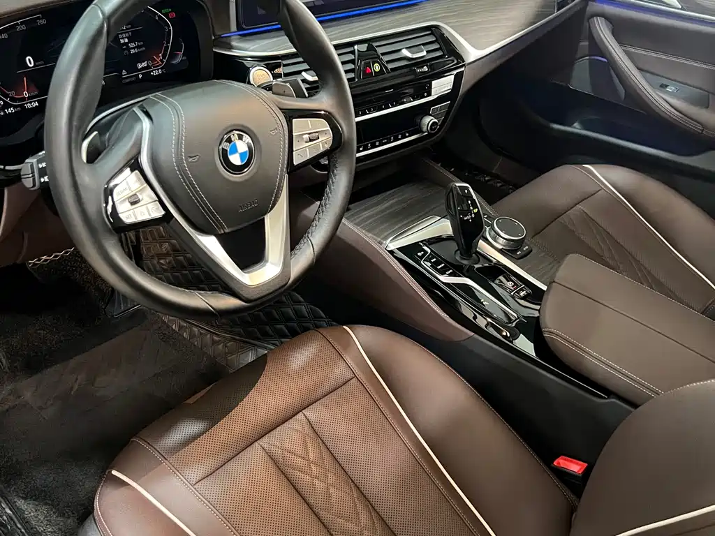 BMW 5 Series 2022 facelift 530Li leading model luxury package купить на сайте DeffCars