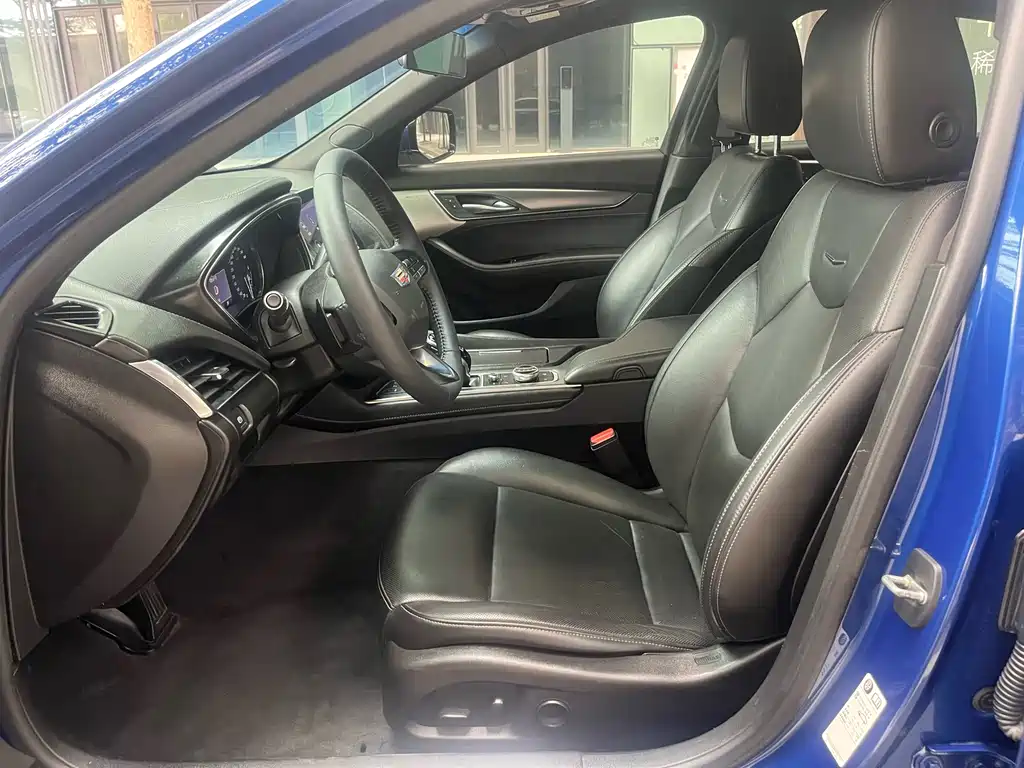 Cadillac CT5 2021 28T luxury model купить на сайте DeffCars