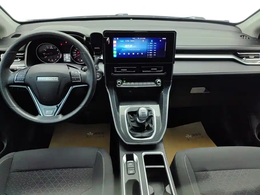 Haval M6 2021 PLUS 1.5T Manual Elite Intelligent Connected Model купить на сайте DeffCars
