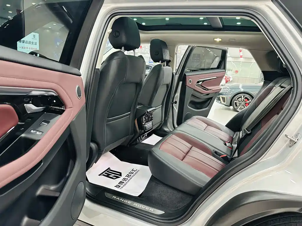 Range Rover Evoque 2023 Evoque L 249PS Deluxe Edition купить на сайте DeffCars
