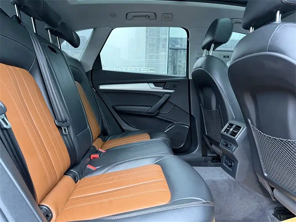 Audi Q5L 2020 40 TFSI enjoys fashionable style купить на сайте DeffCars