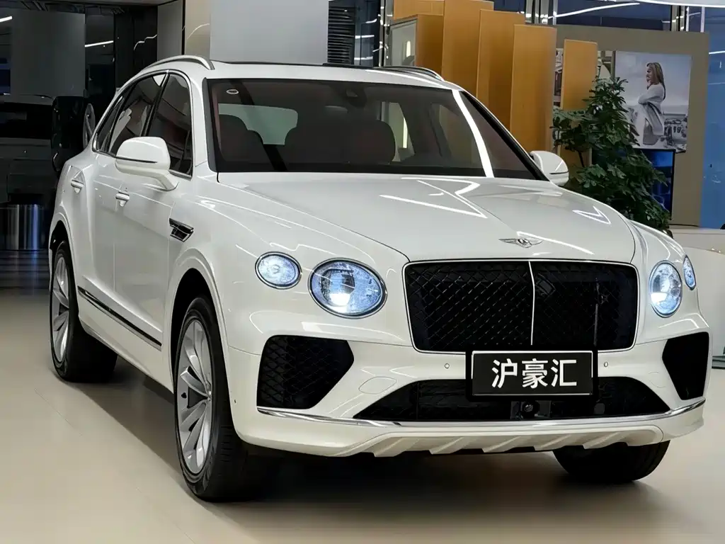 Bentayga 2024 4.0T V8 купить на сайте DeffCars