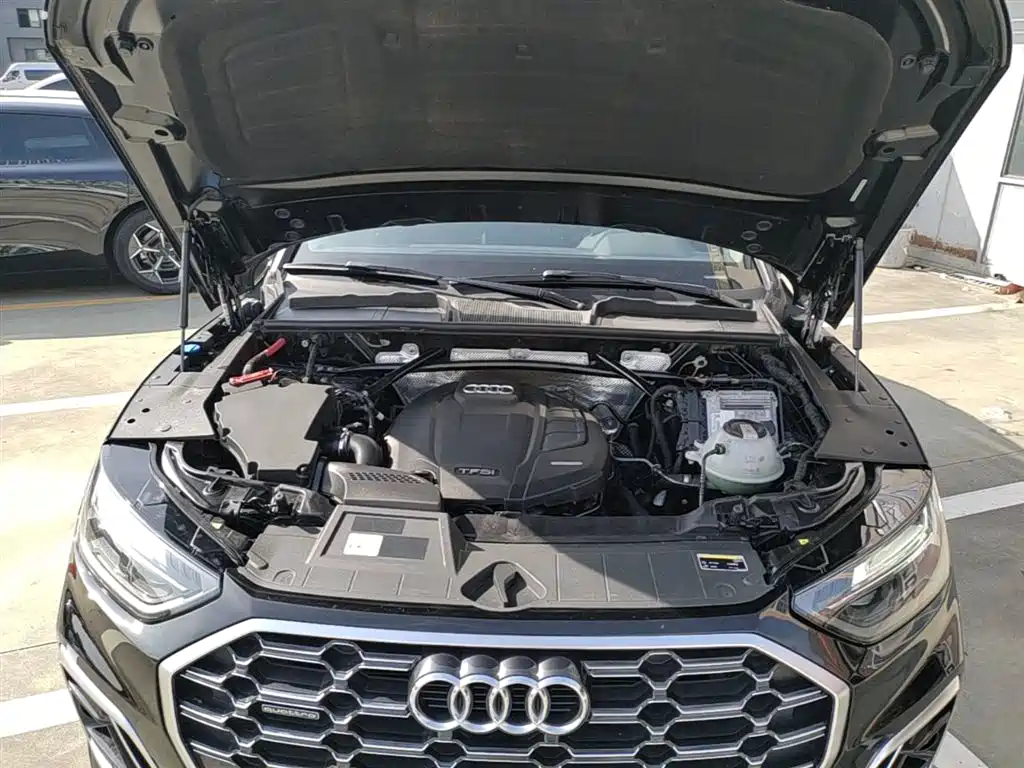 Audi Q5L 2022 40T luxury and dynamic model купить на сайте DeffCars