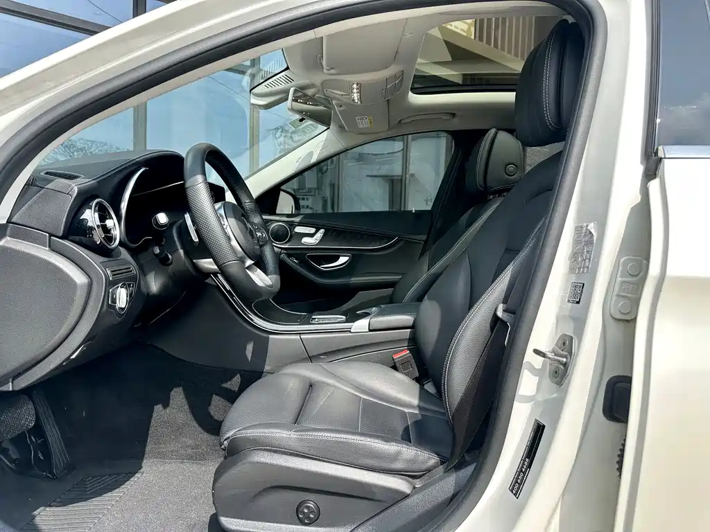 Mercedes-Benz C-Class 2020 C 260 L Sports Edition купить на сайте DeffCars