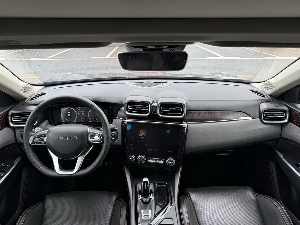 Lynk & Co 02 2019 High-Energy Version 2.0T Automatic Two-wheel Drive Pro Version National VI купить на сайте DeffCars