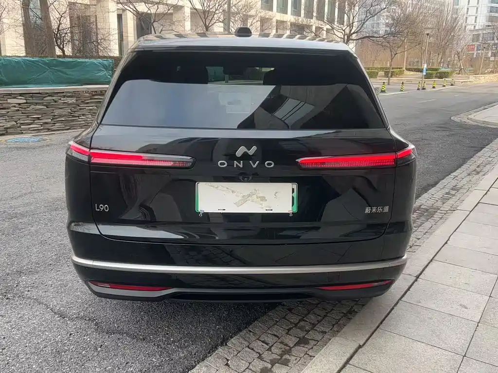 Ledo L90 2025 Max six-seater version купить на сайте DeffCars