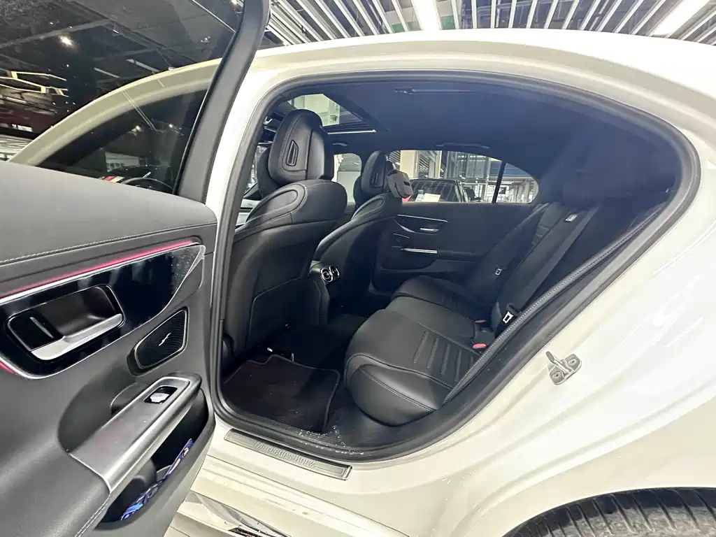 Mercedes-Benz C-Class 2023 facelift C 200 L sports version купить на сайте DeffCars