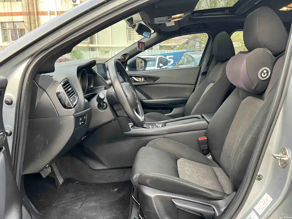 Mazda CX-4 2021 2.0L automatic two-wheel drive Blue Sky Exploration Edition купить на сайте DeffCars