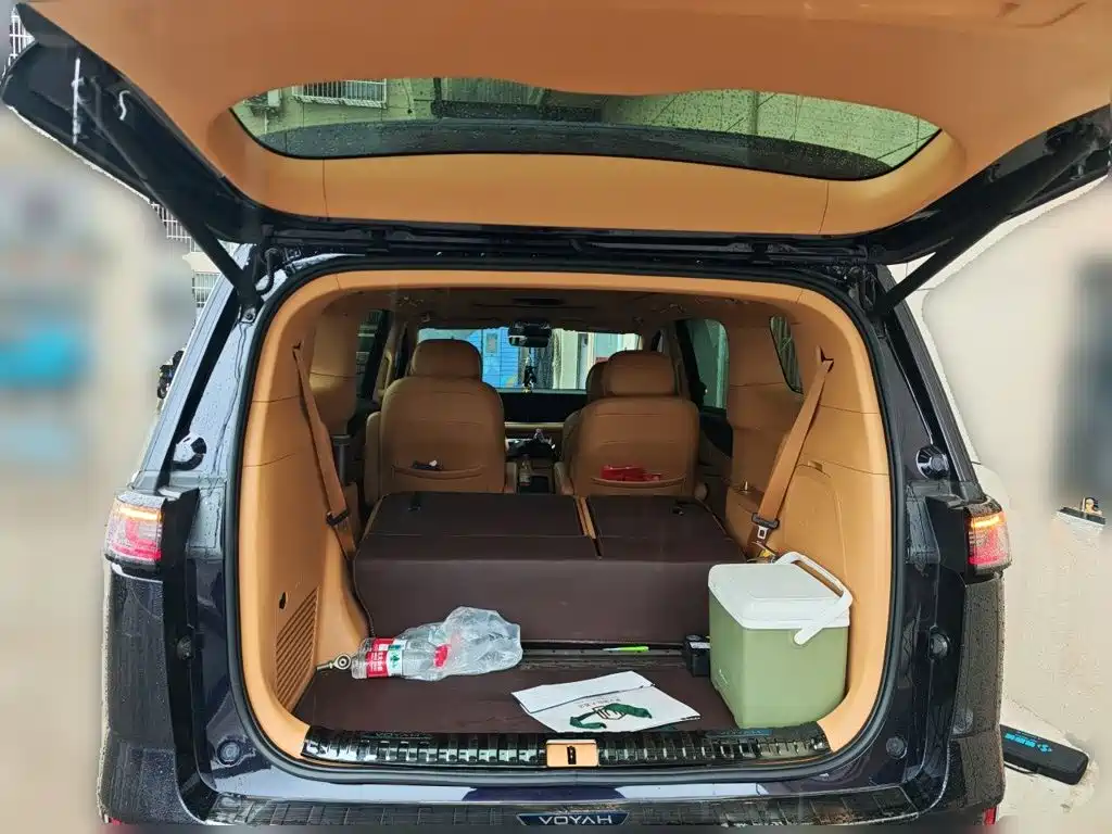 Lantu Dreamer 2022 Low Carbon Version Dream+Smart Package купить на сайте DeffCars