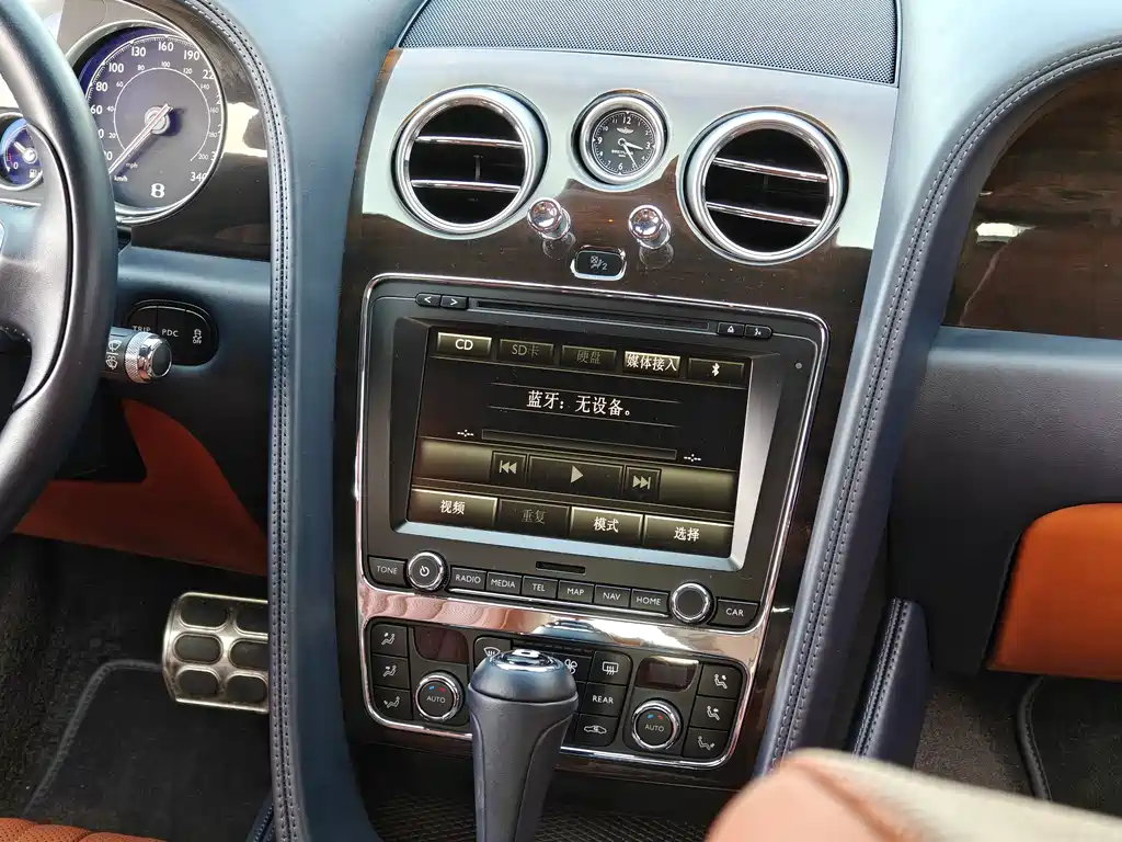 Flying Spur 2017 4.0T V8 Standard Edition купить на сайте DeffCars