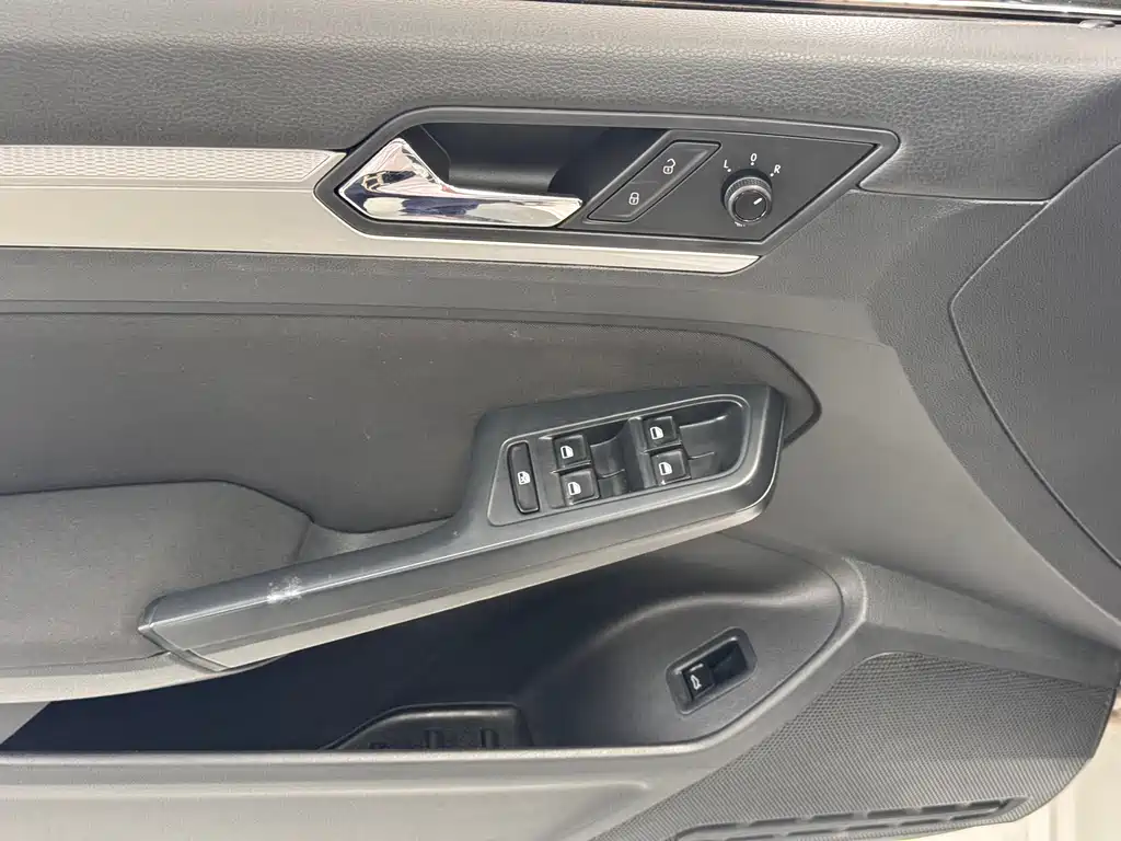 Lingdu 2018 230TSI DSG Fashion Edition купить на сайте DeffCars
