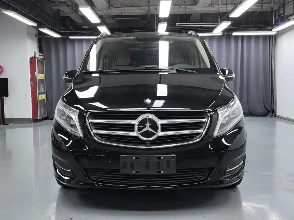 Mercedes-Benz V-Class 2016 V 260 L Premium Extended Edition купить на сайте DeffCars