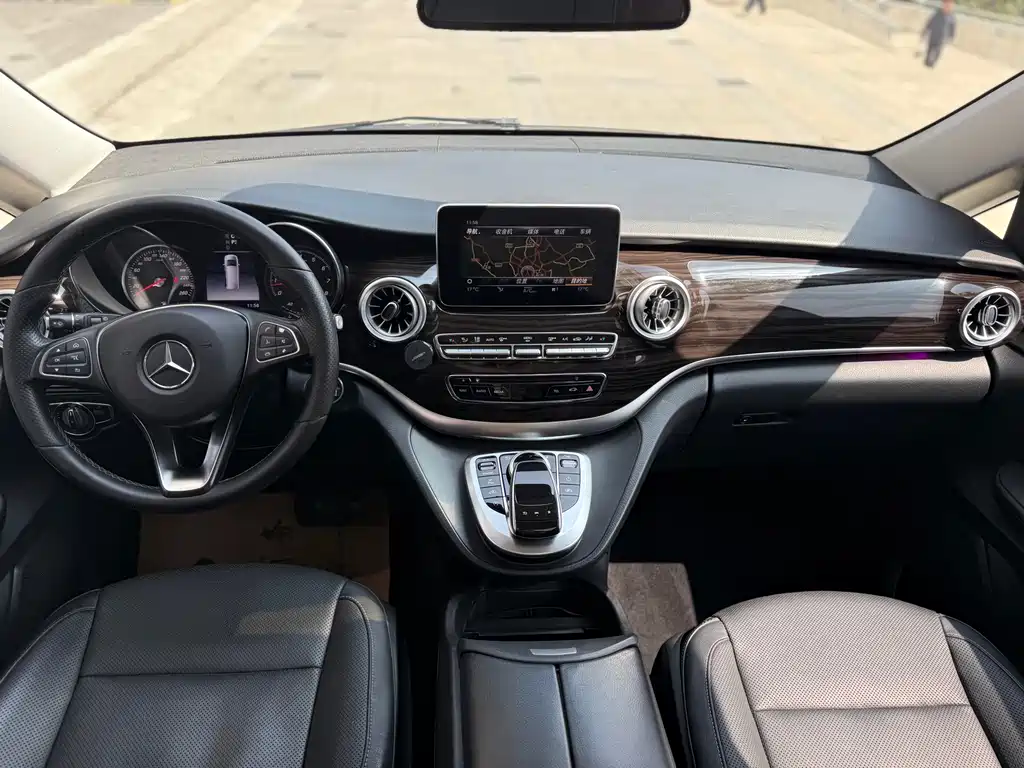 Mercedes-Benz V-Class 2018 V 260 Pilot Edition National VI купить на сайте DeffCars