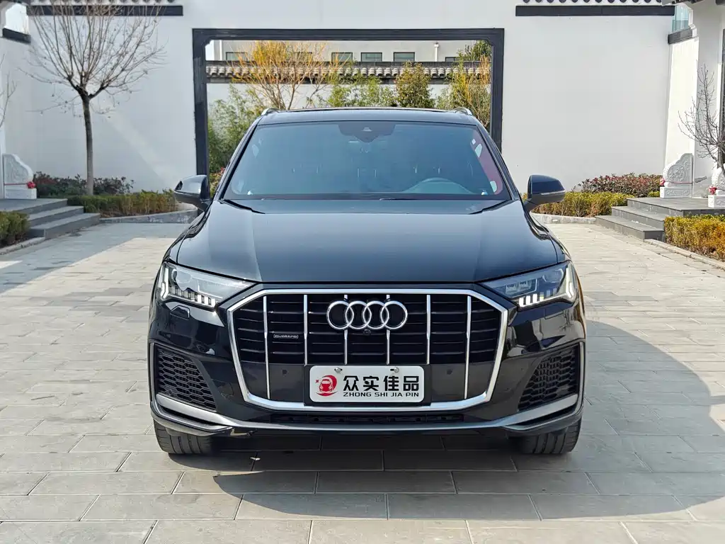 Audi Q7 2022 55 TFSI quattro S line sports купить на сайте DeffCars