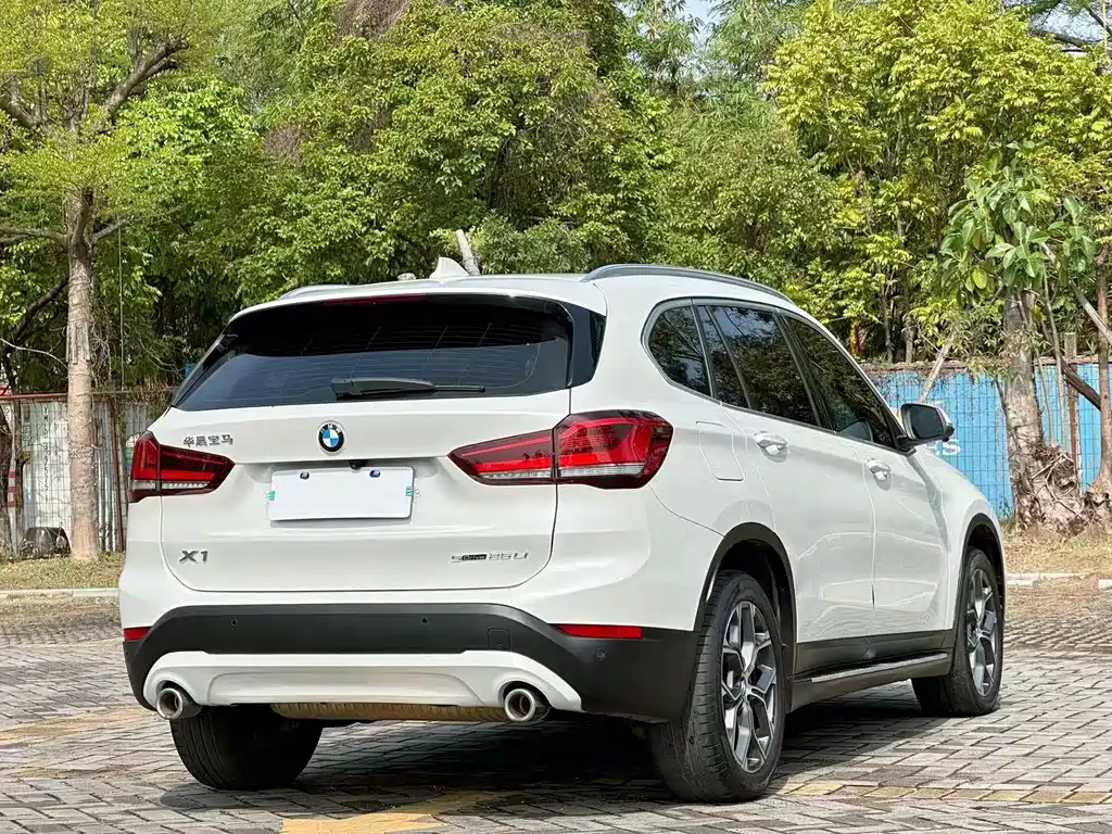BMW X1 2021 facelift sDrive25Li leading model купить на сайте DeffCars