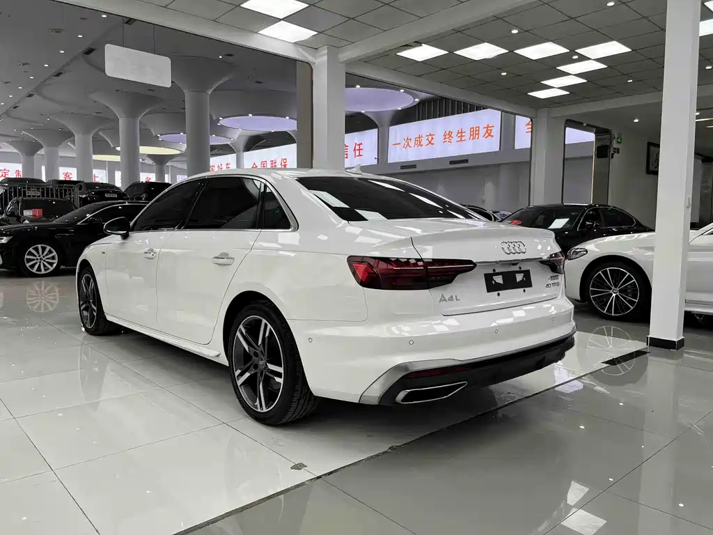 Audi A4L 2020 40 TFSI Fashionable and Dynamic купить на сайте DeffCars