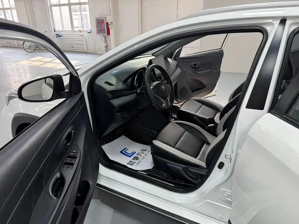 YARiS L Zhixuan 2022 model Zhixuan X 1.5L CVT leading PLUS version купить на сайте DeffCars