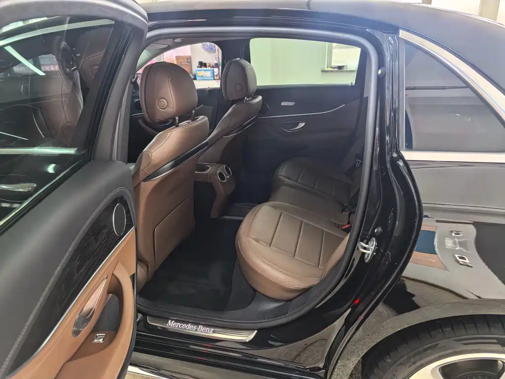 Mercedes-Benz E-Class 2019 E 260 L Sports 4MATIC купить на сайте DeffCars