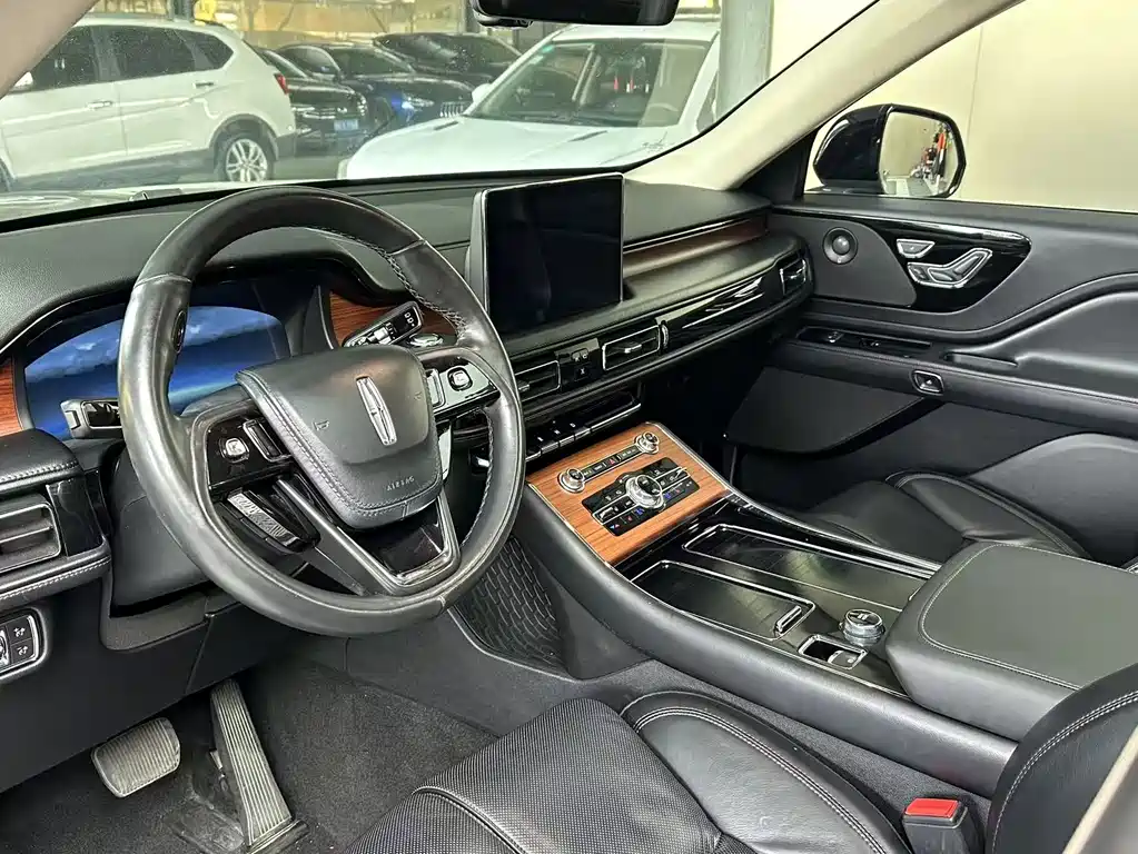 Aviator (Imported) 2020 3.0T V6 AWD Premium Edition купить на сайте DeffCars