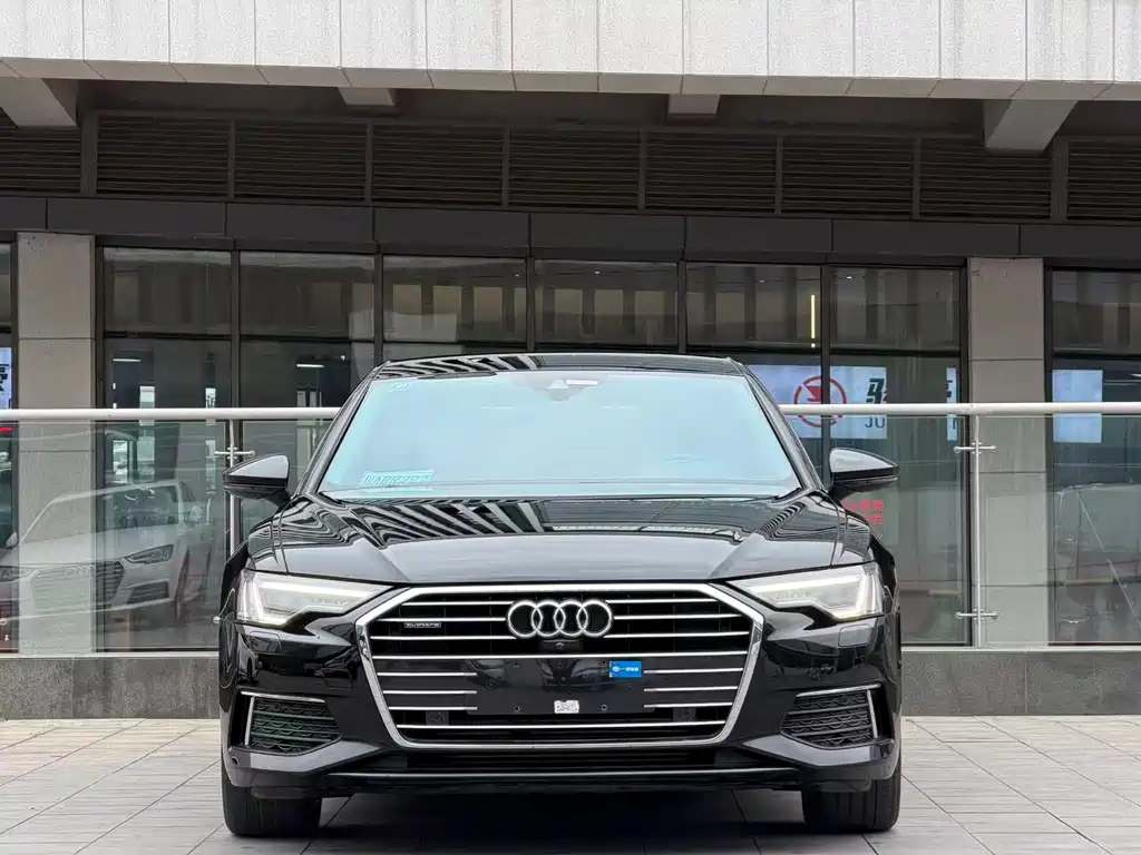 Audi A6L 2020 45 TFSI quattro exclusive and elegant model купить на сайте DeffCars