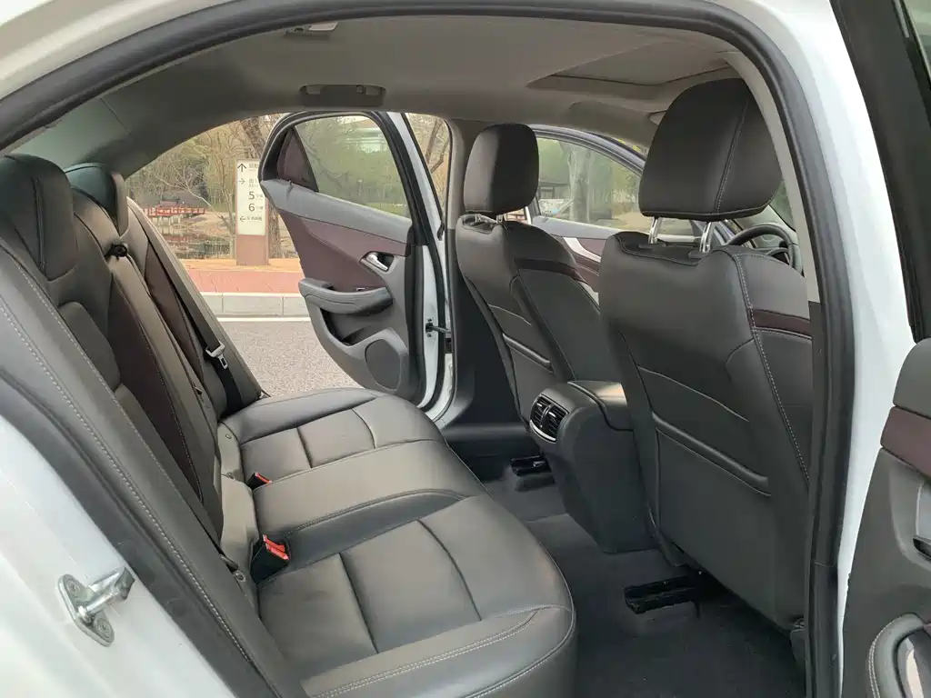 Malibu 2017 1.5T Automatic Deluxe Edition купить на сайте DeffCars