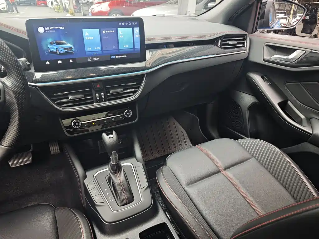 Focus 2022 Hatchback EcoBoost 180 Automatic ST Line купить на сайте DeffCars