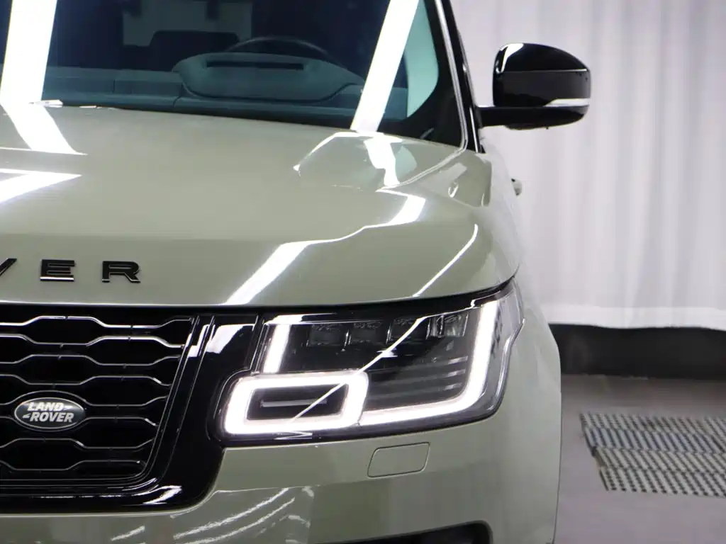 Range Rover 2022 3.0 L6 400PS Legendary Extended Classic Edition купить на сайте DeffCars
