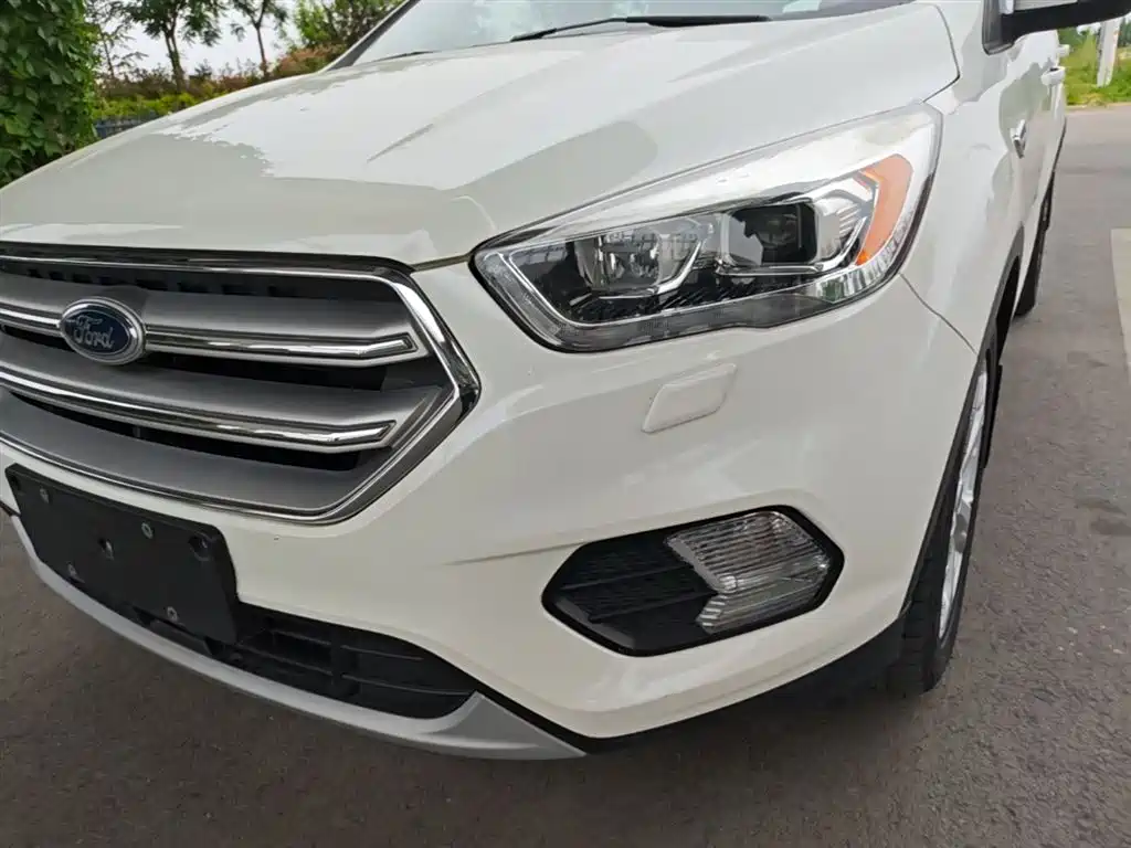 Escape 2018 facelift EcoBoost 180 two-wheel drive luxury wing купить на сайте DeffCars