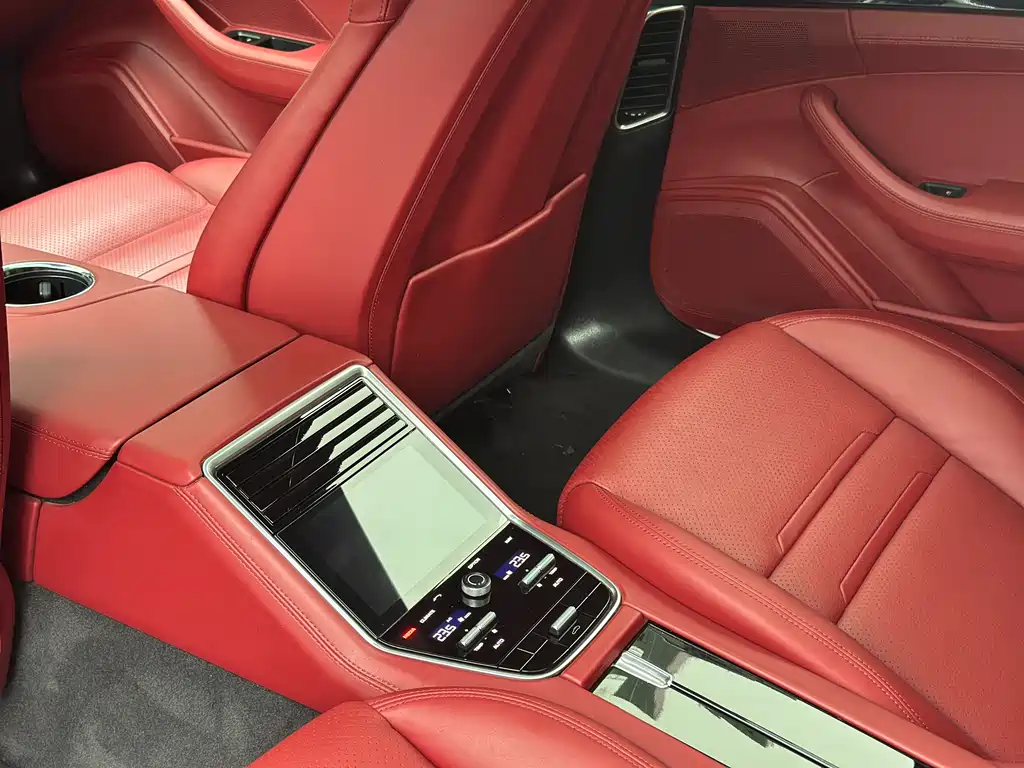 Panamera 2019 Panamera 2.9T купить на сайте DeffCars