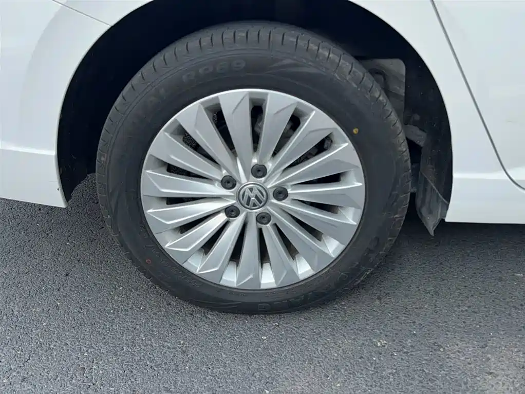 Lavida 2019 1.5L automatic comfort version National VI купить на сайте DeffCars