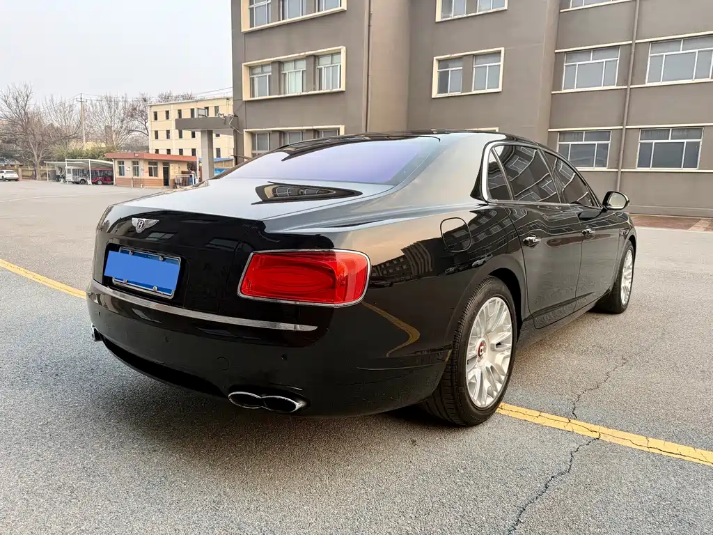 Flying Spur 2016 4.0T V8 Standard Edition купить на сайте DeffCars