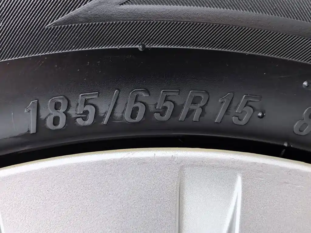 Liwei 2015 1.6XE manual comfort version купить на сайте DeffCars