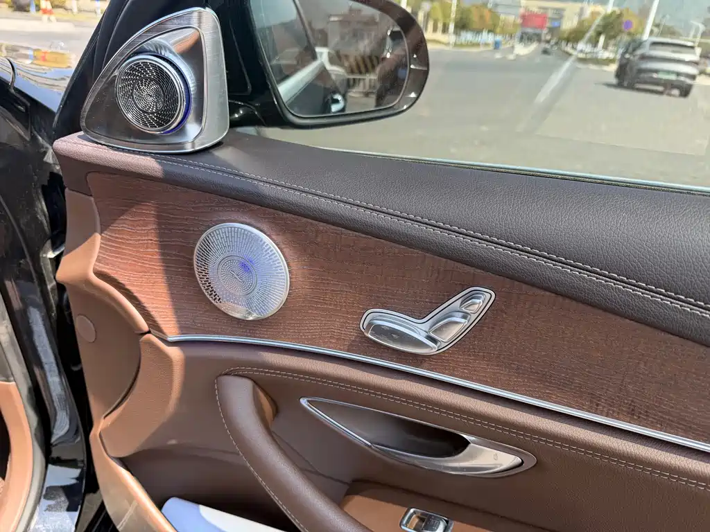Mercedes-Benz E-Class 2022 E 260 L Sports купить на сайте DeffCars