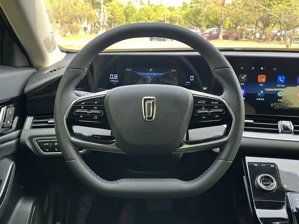 Pentium B70 2023 third generation 1.5T automatic enjoyment model купить на сайте DeffCars
