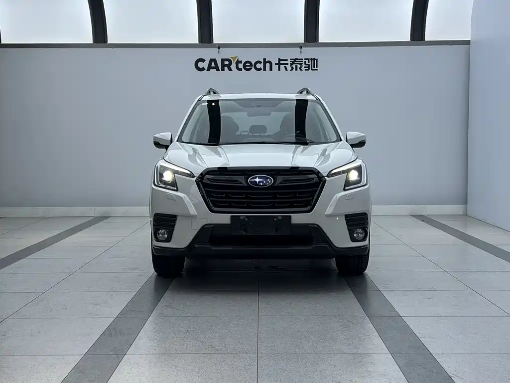 Forester 2022 2.0i AWD Deluxe Edition купить на сайте DeffCars