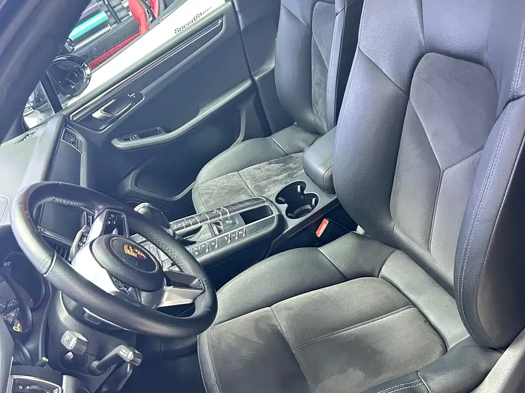 Macan 2014 Macan 2.0T купить на сайте DeffCars