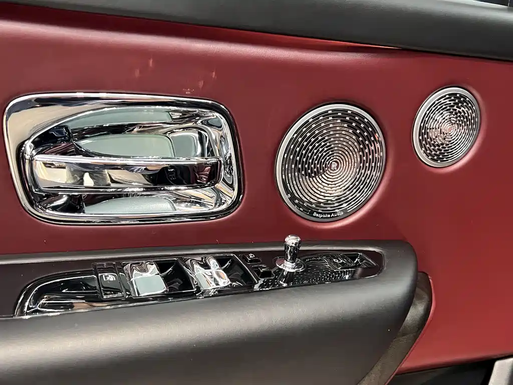 Cullinan 2018 five-seater version купить на сайте DeffCars