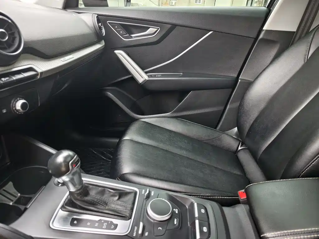 Audi Q2L 2021 35 TFSI aggressive and dynamic model купить на сайте DeffCars