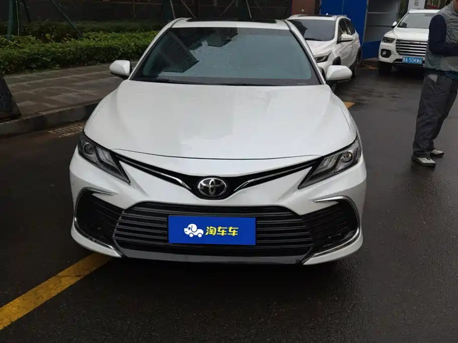 Camry 2022 2.0GVP Leading Edition купить на сайте DeffCars