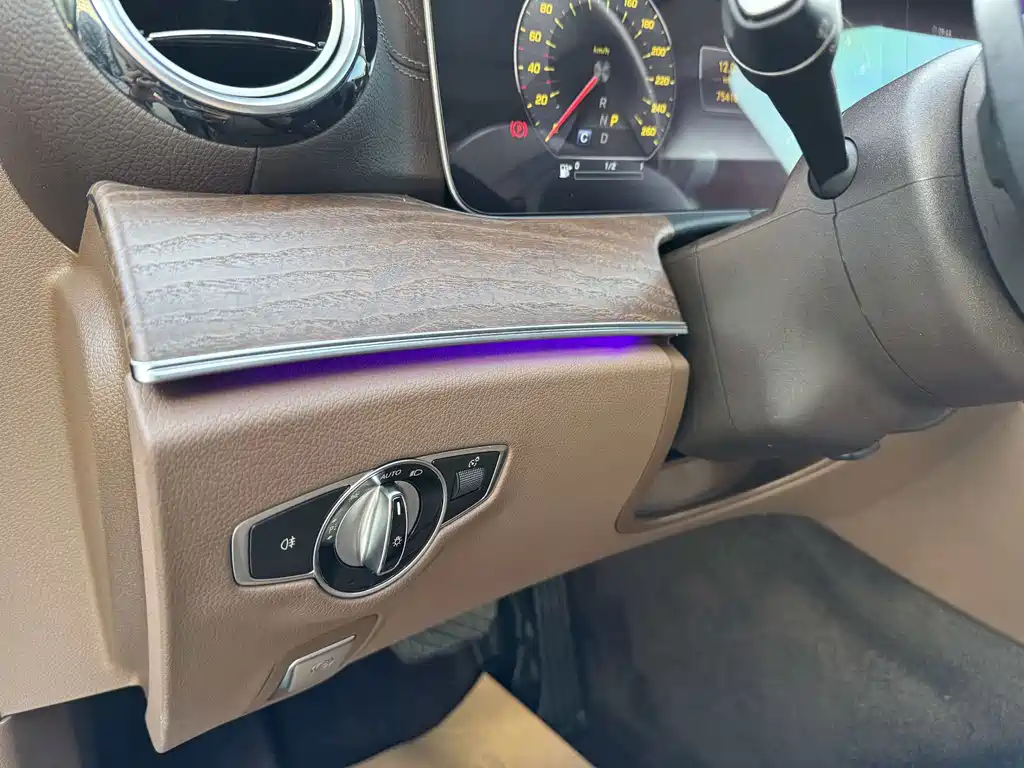 Mercedes-Benz E-Class 2019 E 200 L купить на сайте DeffCars