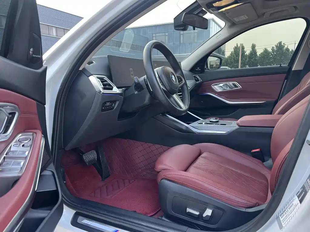 BMW 3 Series 2023 320Li M Sports Package купить на сайте DeffCars